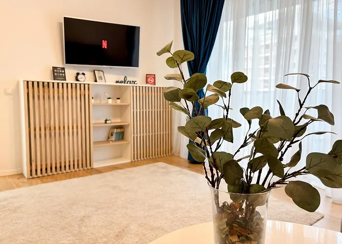 The Oasis-parking, Smart Tv, Walk-in Shower *